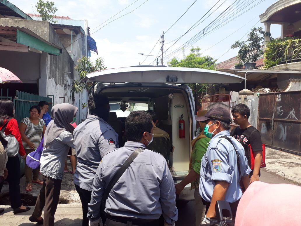 Tak Terurus Keluarga, Orang Gangguan Jiwa Diselamatkan Petugas