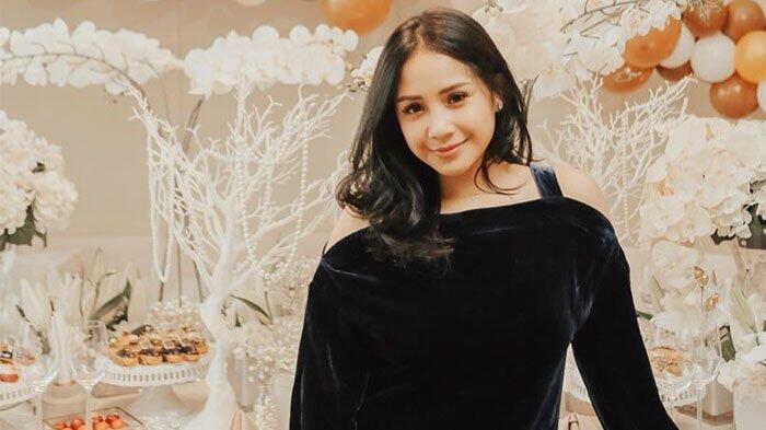 Berukuran Kecil, Tas Milik Nagita Slavina Ini Ternyata Seharga Satu Motor, Fantastis!