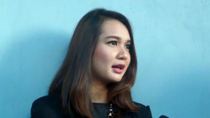 Sebelum Buka Restoran, Dhea Annisa Bertualang Jajal Makanan Indonesia
