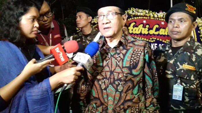 Akbar Tanjung: Luhut Bertemu Prabowo Wajar-wajar Saja