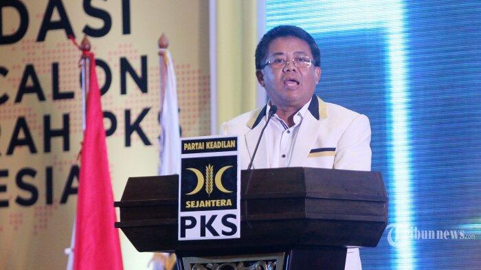 Penuhi Panggilan Polisi, Presiden PKS Bawa Barang Bukti Video