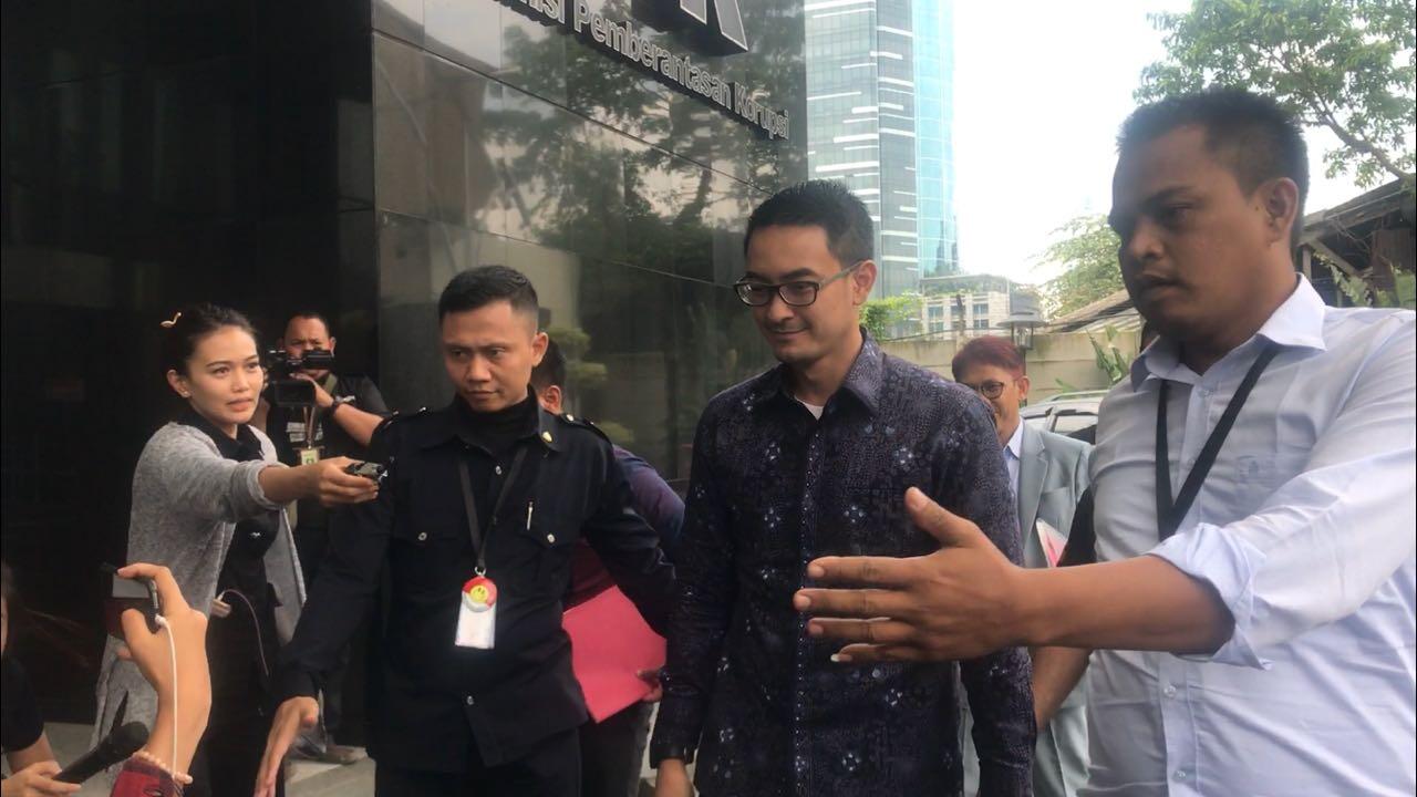 Datang Penuhi Panggilan Penyidik KPK, Zumi Zola Pasrah jika Ditahan