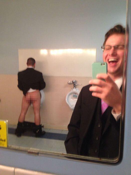TOP 10 Foto Selfie Yang Paling dibenci di Dunia, Foto Kamu Termasuk?
