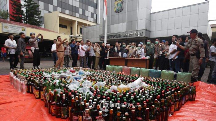 Polri Sebut Miras Oplosan Tewaskan 82 Orang di Jabar dan DKI Jakarta