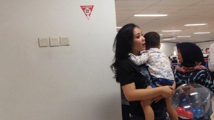 Rafathar Tak Acuhkan Pernyataan Nagita Slavina yang Ingin Punya Anak Kedua