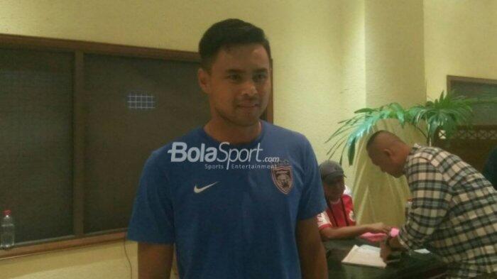 Bek Johor Darul Takzim Cari Nasi Padang Begitu Tiba di Indonesia