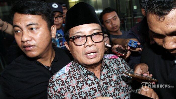 Ditanya Prioritas Utama Jambi, Pengganti Zumi Zola Berikan Pantun