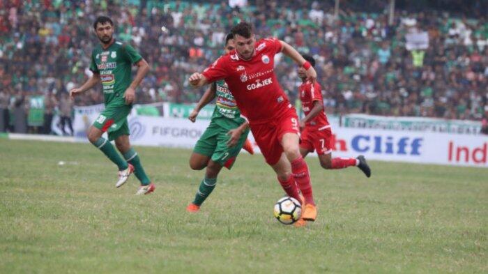 19 Menit Persija Jakarta Unggul 3 Gol Tanpa Balas Berkat Super Simic