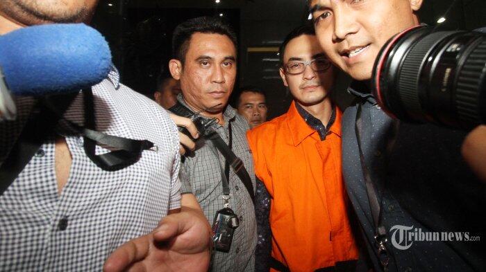 Taufik Kurniawan Pastikan Zumi Zola Dipecat