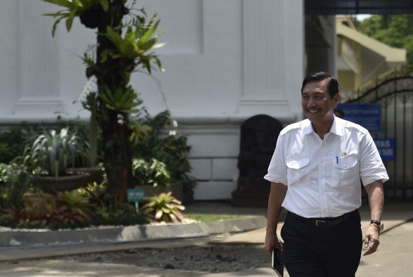 Temui Prabowo, Luhut Dinilai Melangkah tanpa Arahan Jokowi