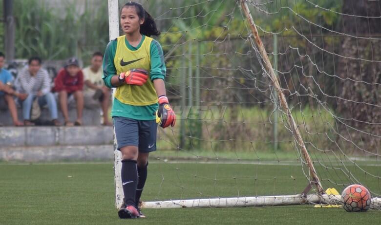 Pulangkan Satu Kiper, Benny van Breukelen Siap Coret Lainnya