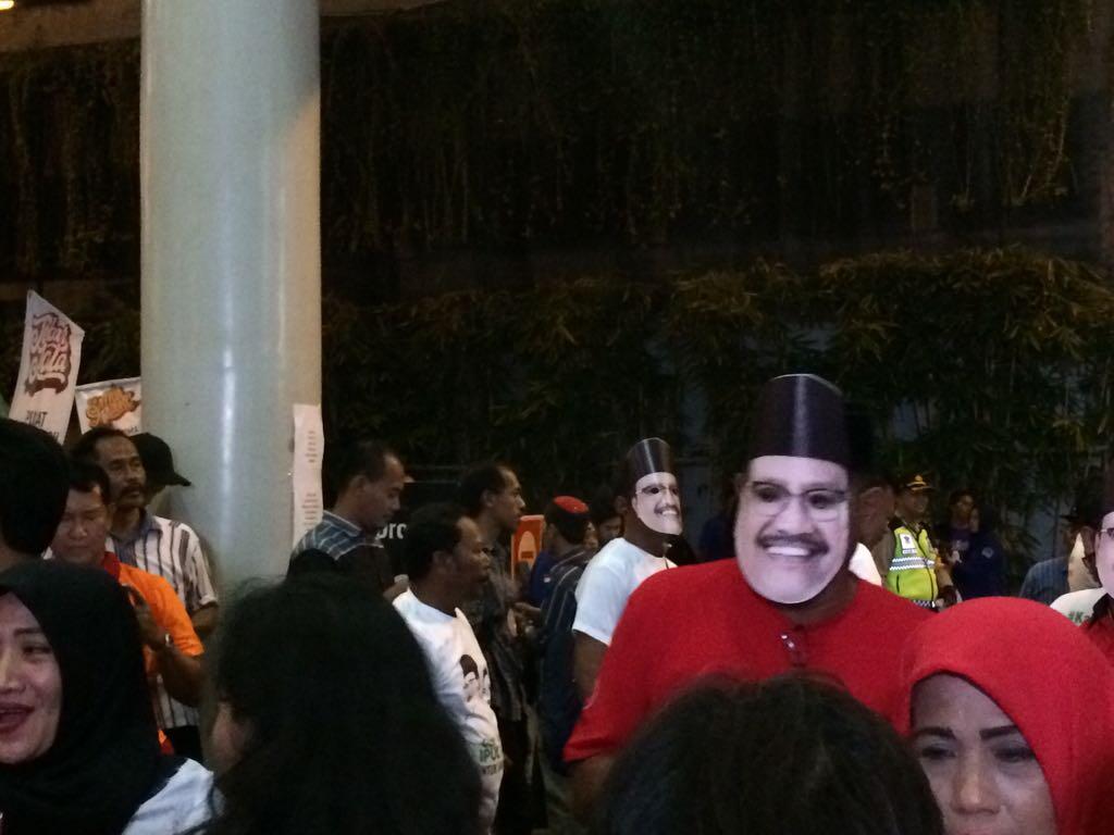 Debat Pilkada Jatim, Suasana Pendukung Sempat Memanas