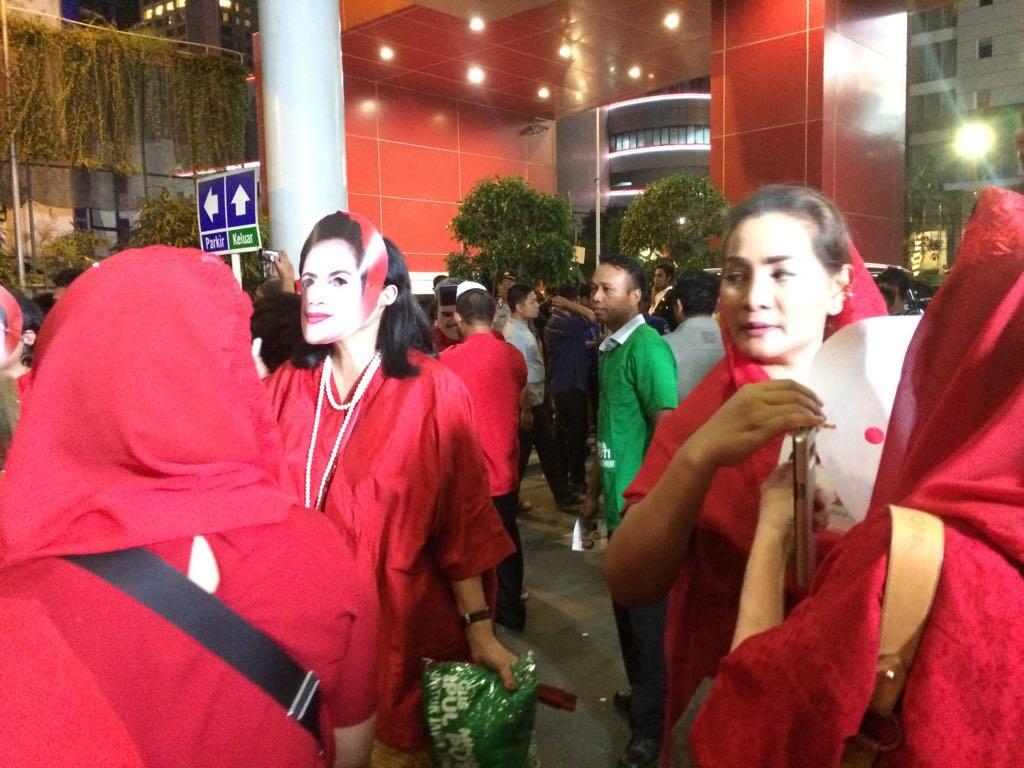 Debat Pilkada Jatim, Suasana Pendukung Sempat Memanas