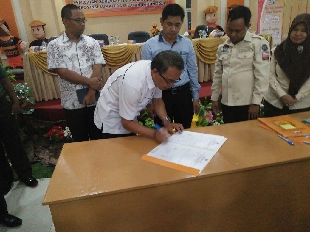 Personil Polres Banyuasin Amankan Jalannya Bimbingan Teknis Penyusunan Dana Kampanye