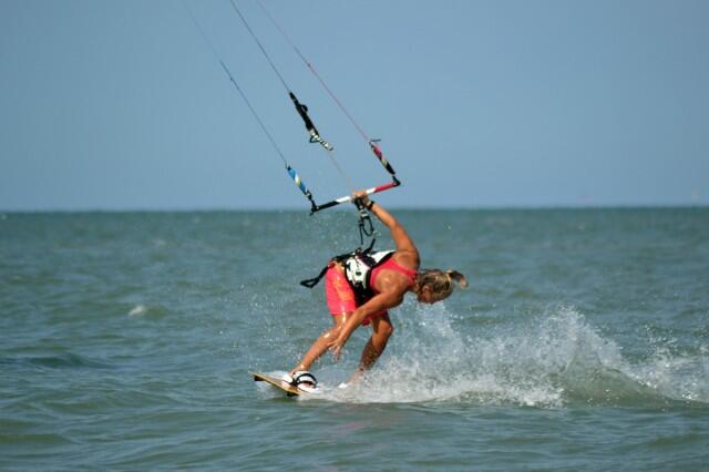 Wajib Tahu, Ini Deretan Lokasi Kitesurfing Terbaik di Asia
