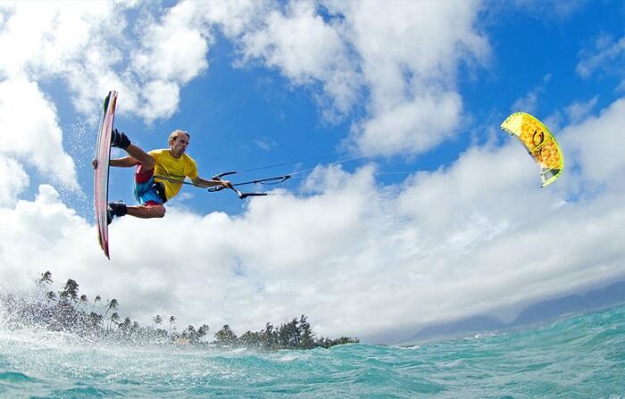Wajib Tahu, Ini Deretan Lokasi Kitesurfing Terbaik di Asia