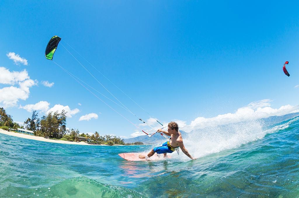 Wajib Tahu, Ini Deretan Lokasi Kitesurfing Terbaik di Asia