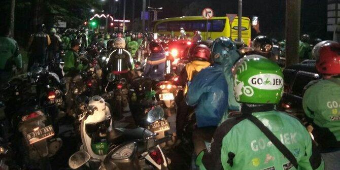 Ternyata Ojek Muncul Di Indonesia Karena Ini!