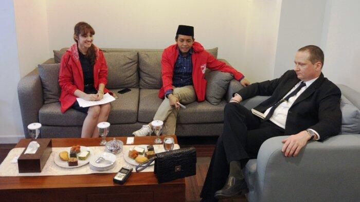Undang Perwakilan Dubes Rusia, PSI Gelar Pertemuan Tertutup