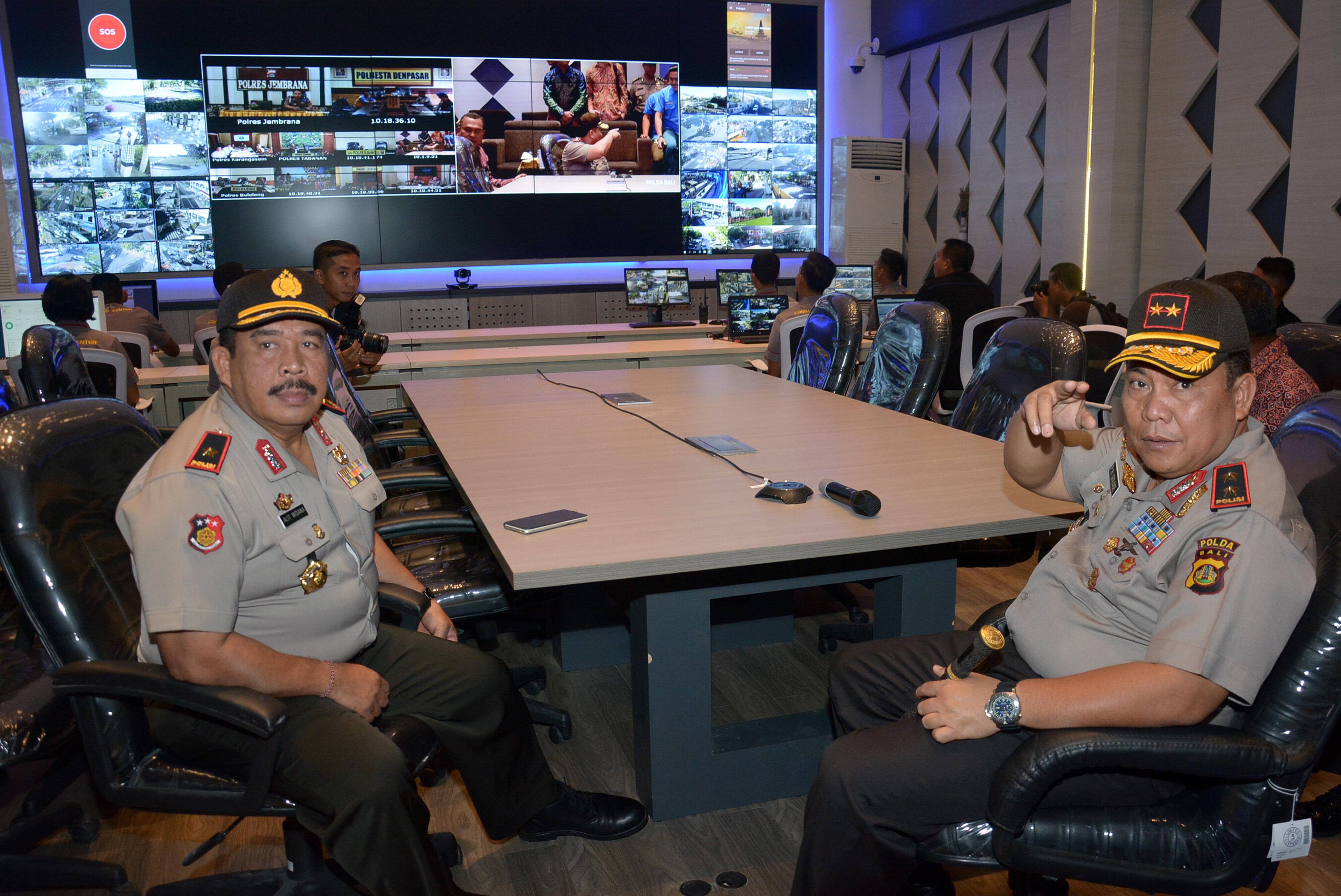 Pastikan Keamanan Pertemuan IMF-WB, Kapolda Bali Resmikan Command Center
