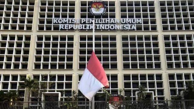 Larang Mantan Koruptor Jadi Caleg, KPU Lampaui Kewenangan