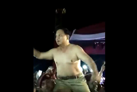 Membandingkan Putin dan Prabowo Saat Telanjang Dada
