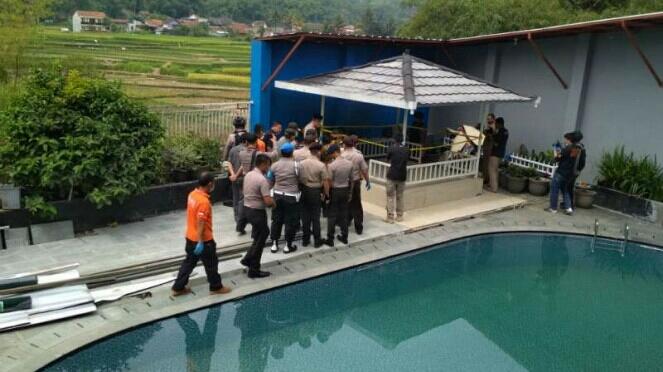 Polisi Temukan Bungker di Rumah Pengedar Miras Oplosan