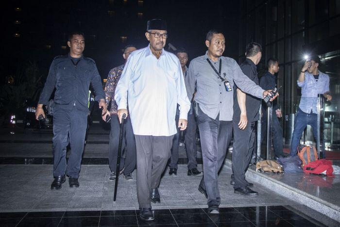 Dugaan suap Bupati Bandung Barat demi istri