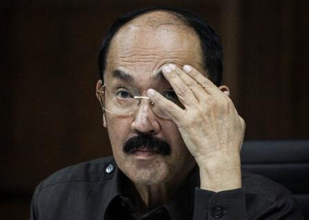 Fredrich Yunadi Minta Saksi Disumpah Pocong