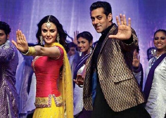 5 Artis Bollywood ini Ternyata Tidak Pandai Menari