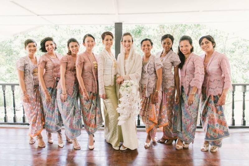 9 Inspirasi Gaun Ini Pas Banget Buat Bridesmaid yang Ingin Tampil Elegan dan Anggun