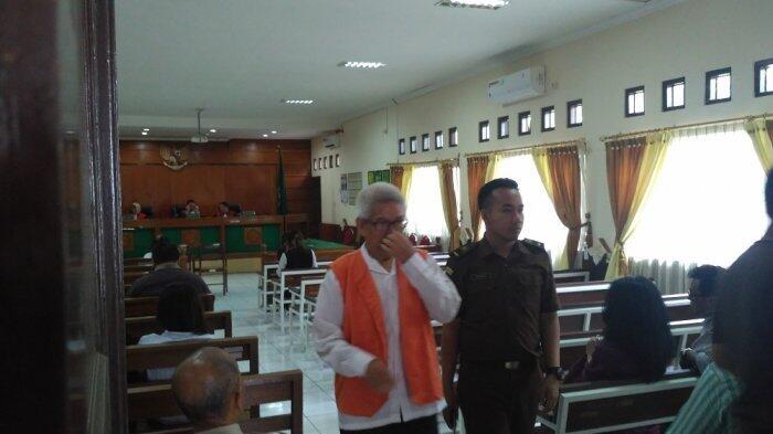 Kakek Pencuri 10 Kg Emas Senilai Rp 4,5 Miliar Divonis 2,5 Tahun Penjara