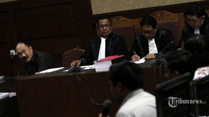 Jaksa Keberatan Anak Buah Fredrich Gunakan Istilah 'Gerombolan Penyidik'