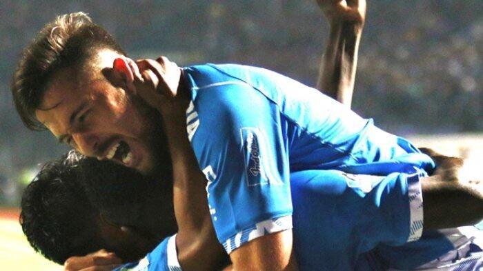 Mario Gomez Nyatakan Persib Siap Tempur Hadapi Arema FC di Kandang Lawan