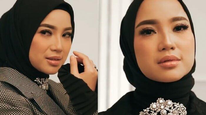 Dalami Ilmu Agama, Chacha Frederica Gelar Kajian di Rumah