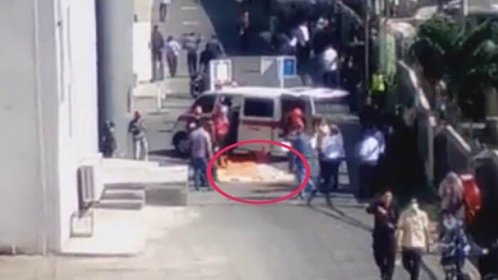 Dokter Lulusan Terbaik Itu Ambil Jalan Pintas, Terjun Dari Lantai 6 Tunjungan Plaza