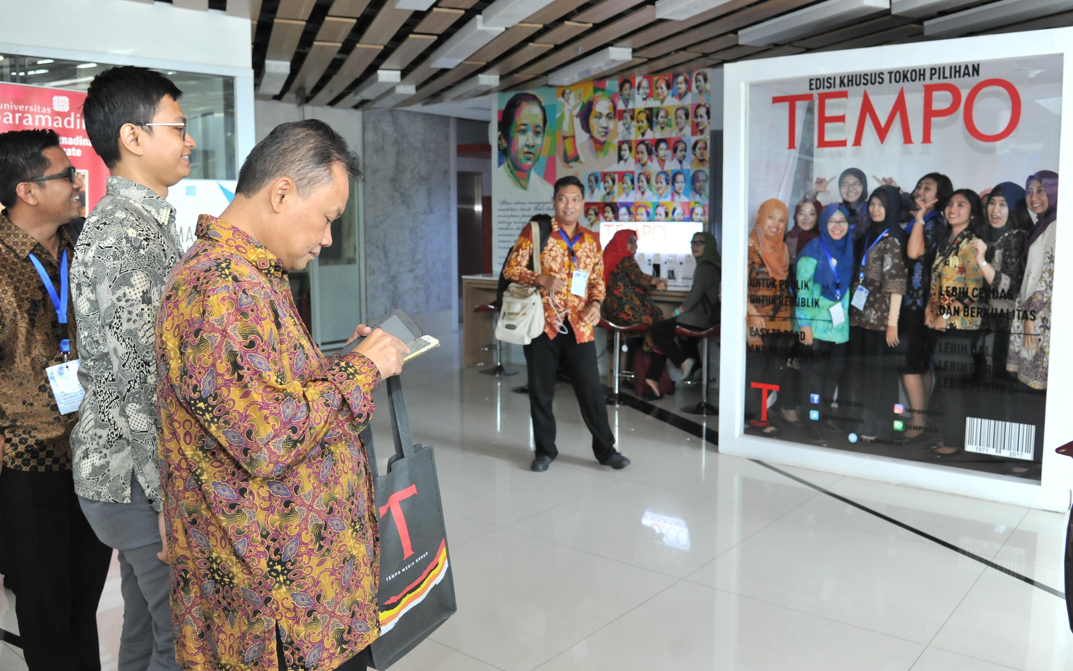 Setkab Ajak Peserta Diklat Fungsional Penerjemah Kunjungi Tempo Berbahasa Inggris