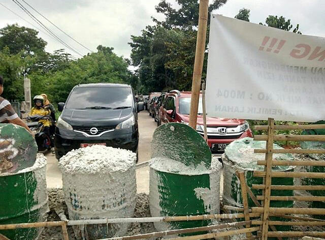 Warga dan Camat Limo Perang Somasi, Jalan di Depok Diblokir dengan Semen