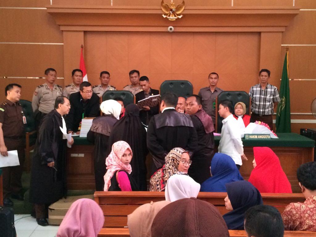 Jadi Saksi Sidang, Pejabat Kemenag Dicecar soal Harga Promo First Travel