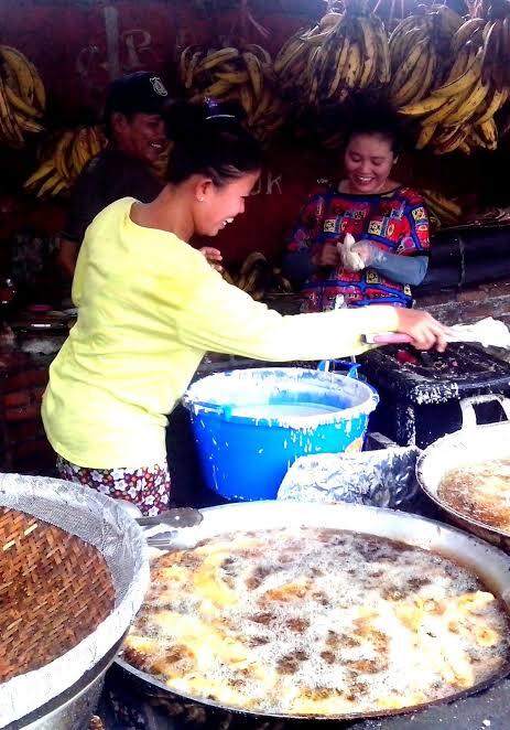 Kuliner Gorengan Pisang Goreng Jumbo