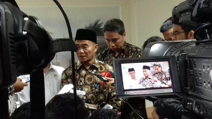 Imbauan Mendikbud Untuk Pencuri Laptop UN dan Hacker