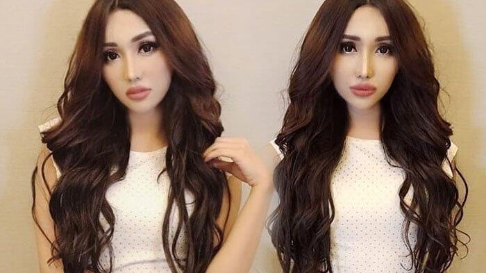 Ibunda Meninggal Dunia, Lucinta Luna Pingsan