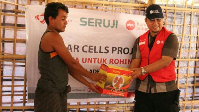 235 Paket Panel Surya Kembali Didistribusikan Untuk Pengungsi Rohingya