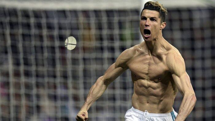 Ingin Punya Tubuh Kekar Seperti Ronaldo, Pemain Napoli Lakukan Hal Lucu Ini