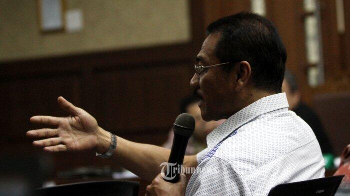 Memaknai Nama Gamawan Fauzi di Surat Tuntutan Novanto