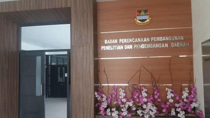 KPK Geledah Sejumlah Ruangan di Komplek Pemkab Bandung Barat