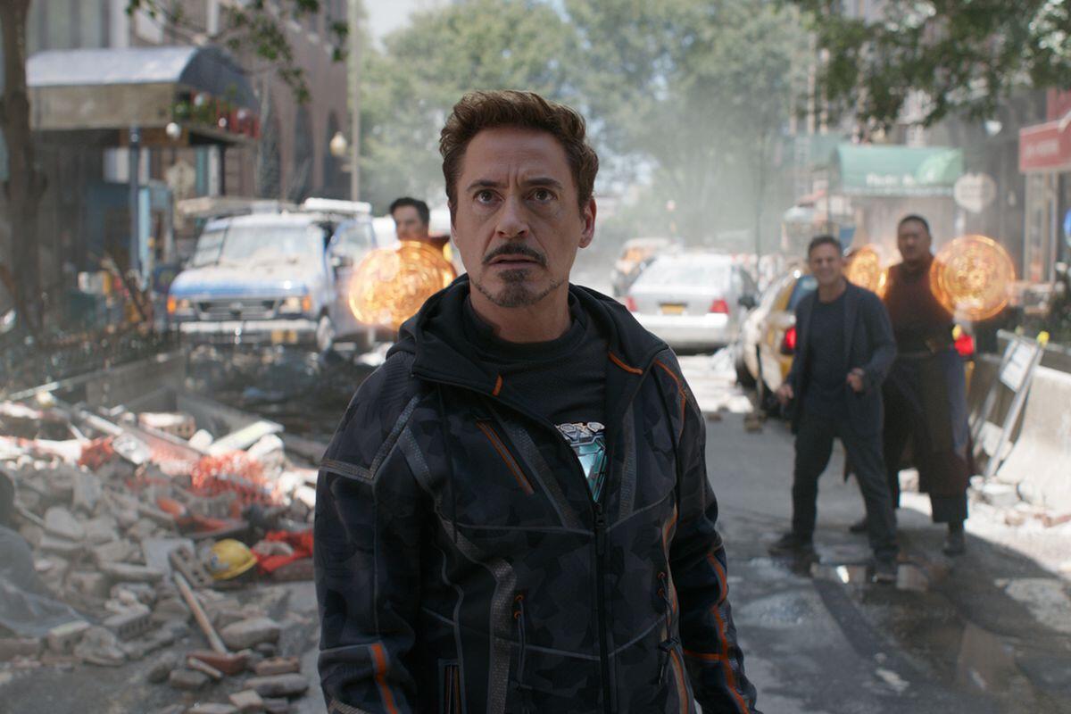 5 Perkiraan Fans Nasib Tony Stark Di Infinity War!