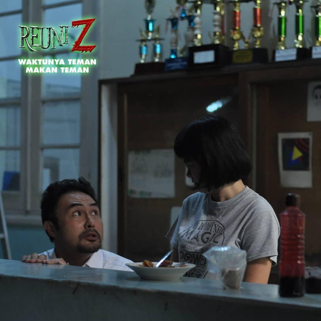 Reuni Z: Kegagalan Komedi yang Diimbangi Keberhasilan Pacu Adrenalin