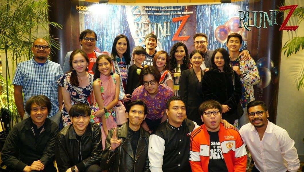 Reuni Z: Kegagalan Komedi yang Diimbangi Keberhasilan Pacu Adrenalin