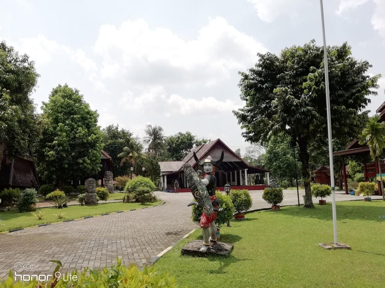 [Field Report TMII Photo Competition With Honor Indonesia